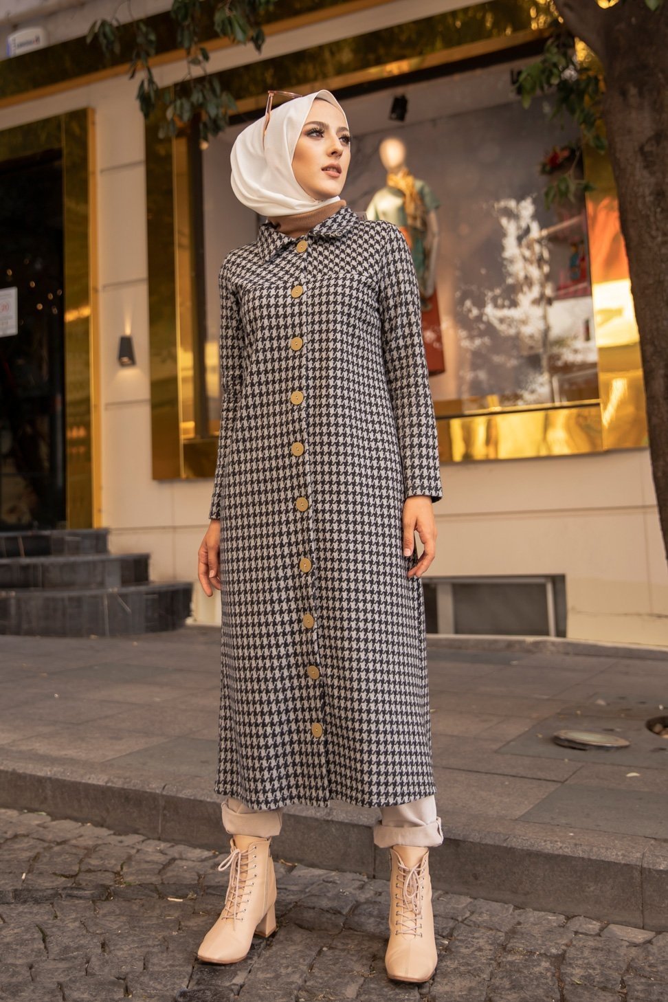 Tunique longue boutonnée à carreaux pour femme (Vetement Hijab  Automne-Hiver) - Couleur gris - Prêt à porter et accessoires sur